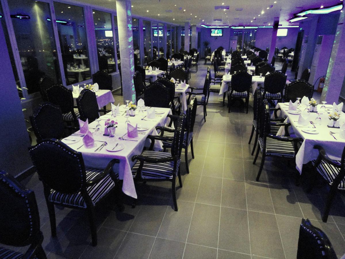 Al Andalus Plaza Hotel Manama Ngoại thất bức ảnh