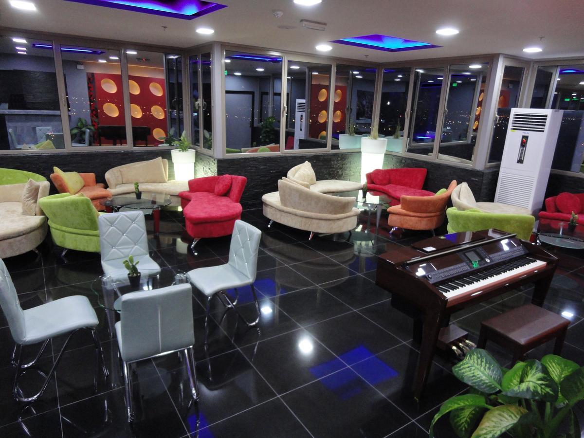 Al Andalus Plaza Hotel Manama Ngoại thất bức ảnh