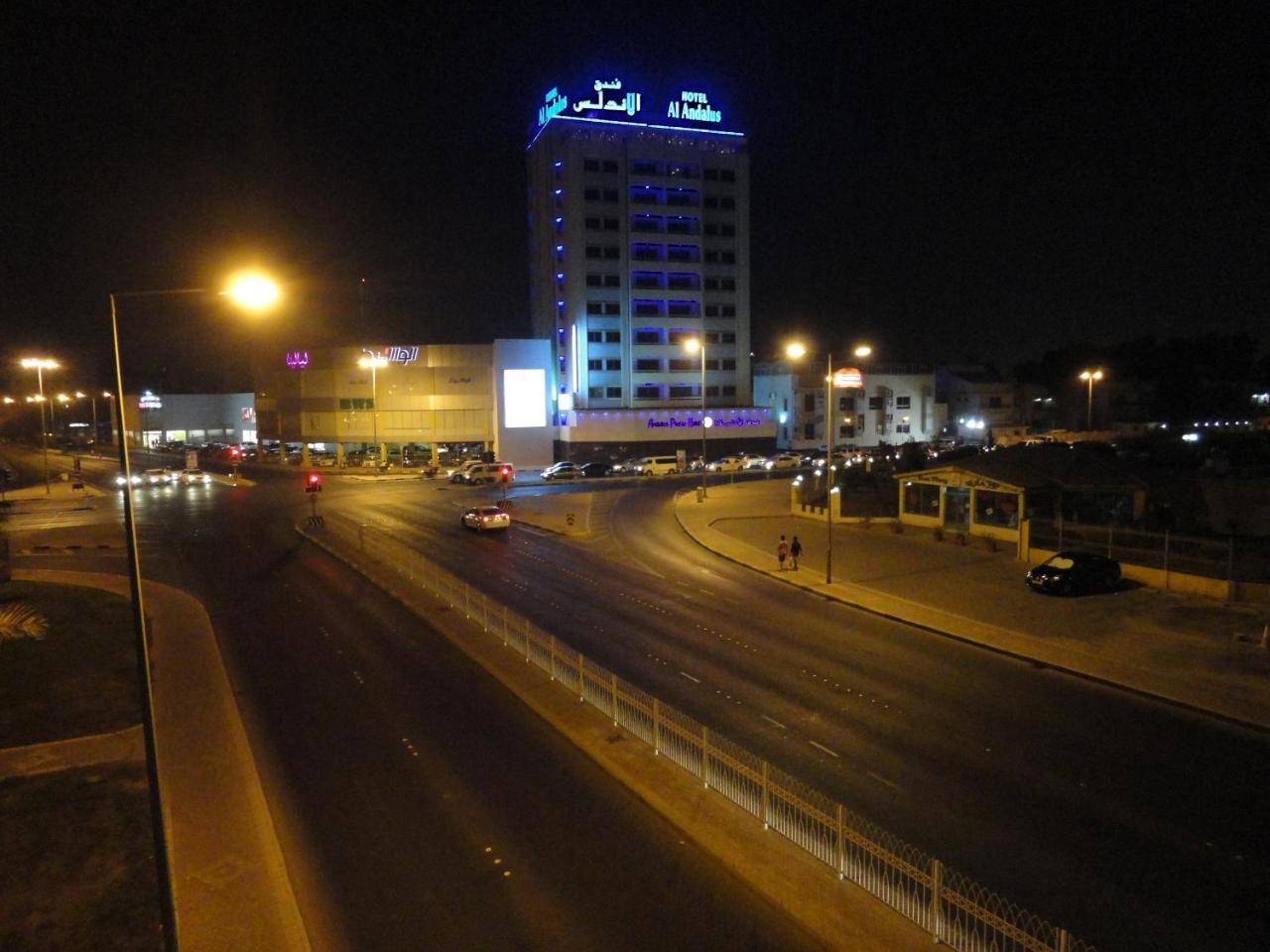 Al Andalus Plaza Hotel Manama Ngoại thất bức ảnh