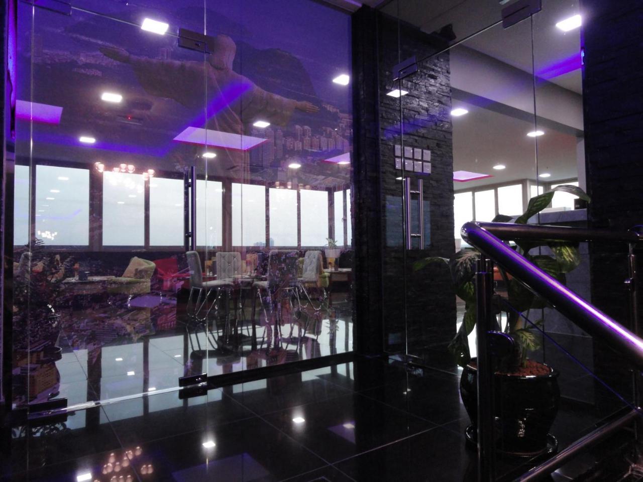 Al Andalus Plaza Hotel Manama Ngoại thất bức ảnh