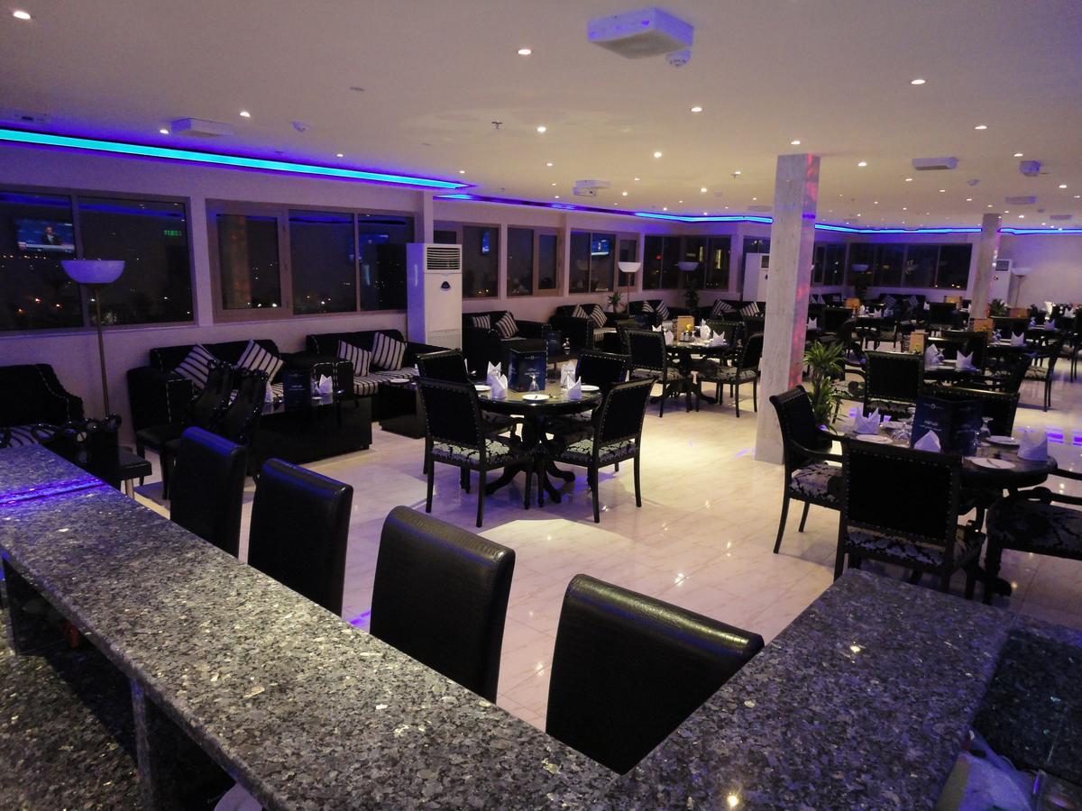 Al Andalus Plaza Hotel Manama Ngoại thất bức ảnh