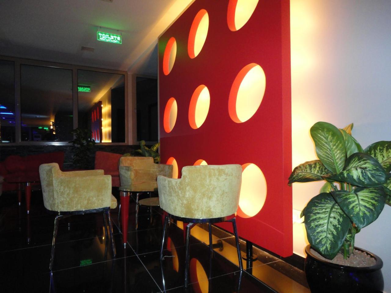 Al Andalus Plaza Hotel Manama Ngoại thất bức ảnh