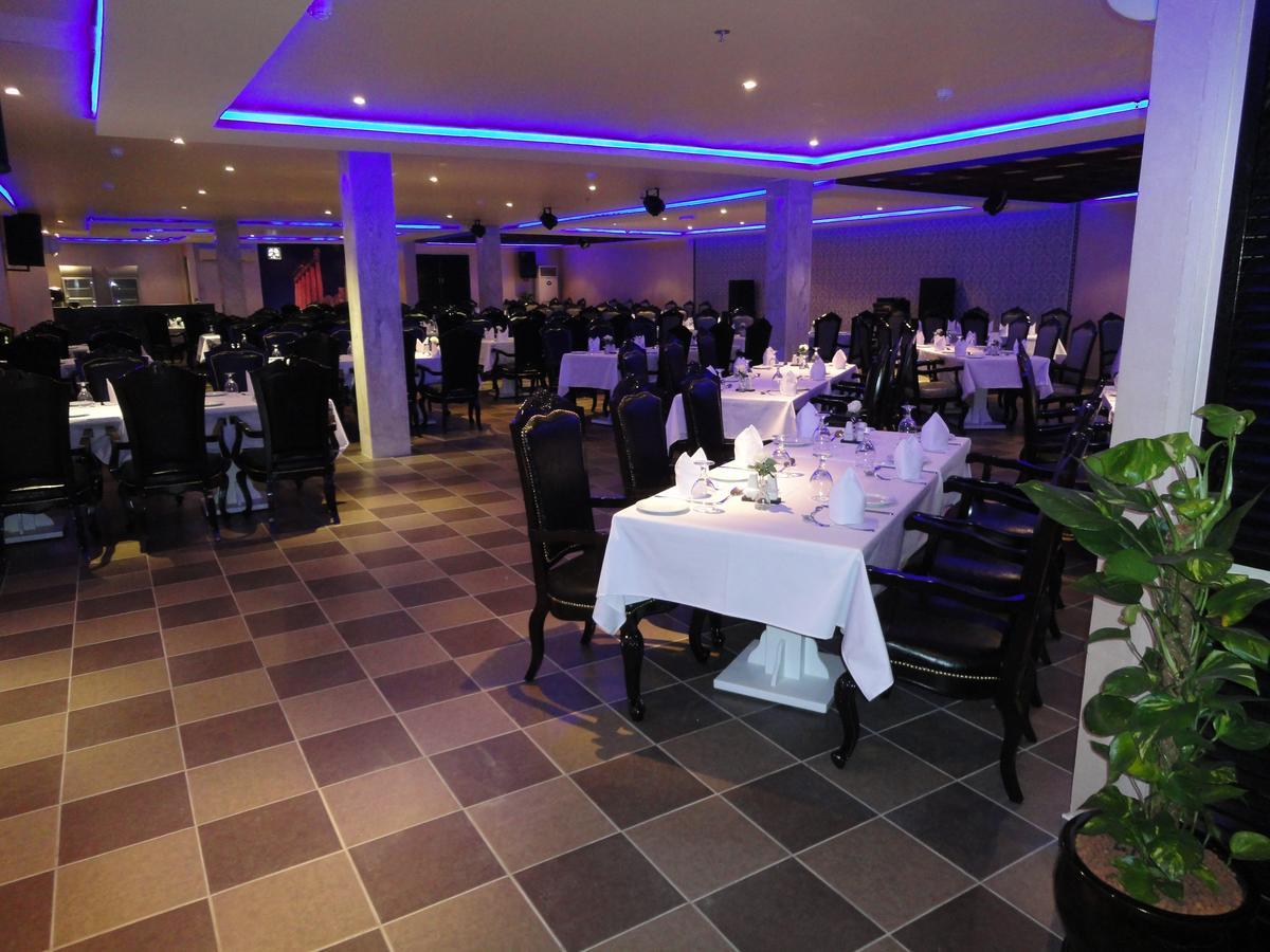 Al Andalus Plaza Hotel Manama Ngoại thất bức ảnh